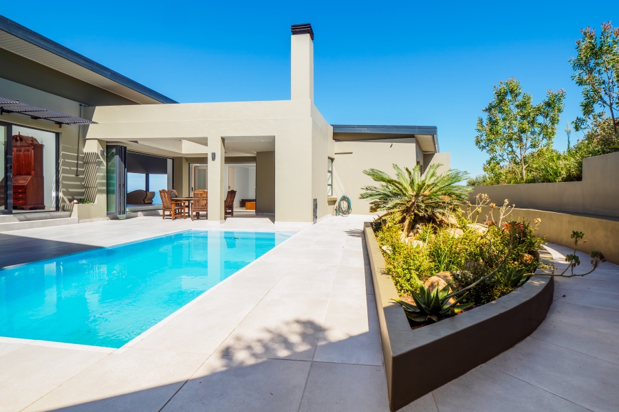 5 Bedroom Property for Sale in Pezula Private Estate Western Cape